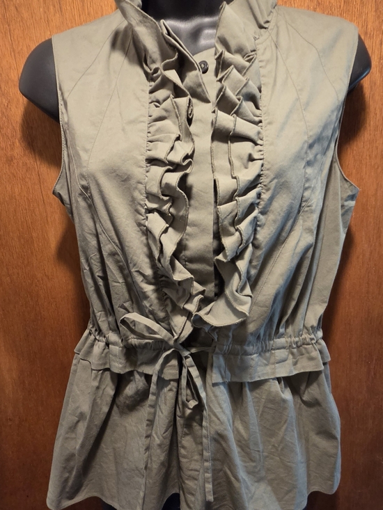 T Tahari Tops - T Tahari Olive Green Ruffled Sleeveless Blouse SzS